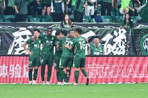 记者：民企掌控的球队大部分都没能留存，国安面临的情况是更复杂