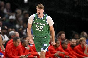 名记：弗拉格的肩伤不是长期问题 后者预计明日可出战步行者