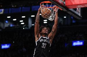 无力回天！克拉克斯顿6中6贡献19分8板7助 罚球12中7